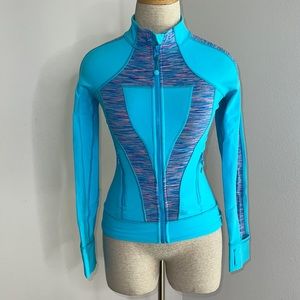 🔹 Ivivva Zip Up Jacket